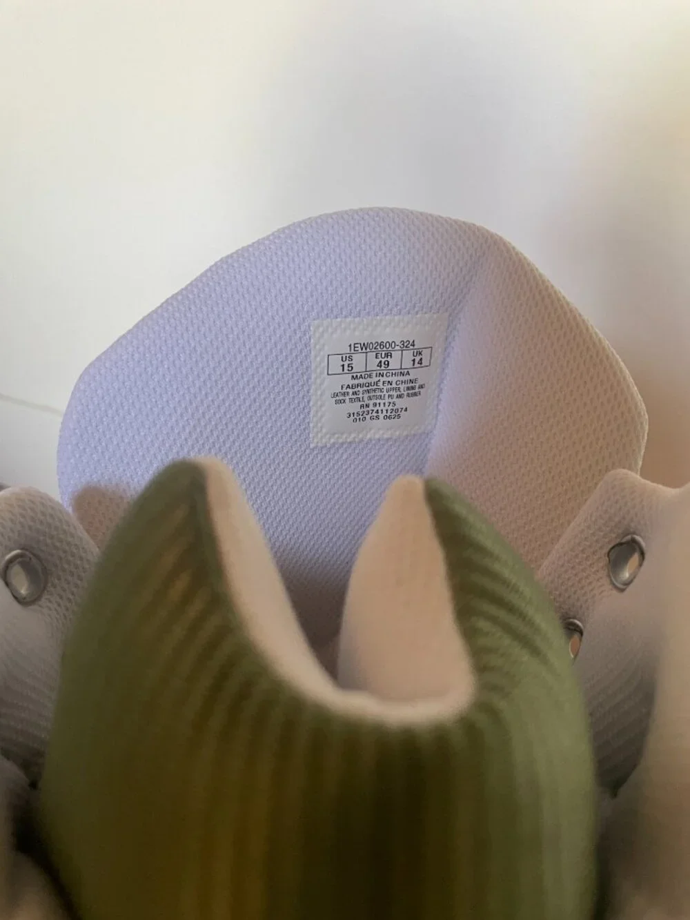 33 HI OG Basketball Shoes in Loden Green/White
